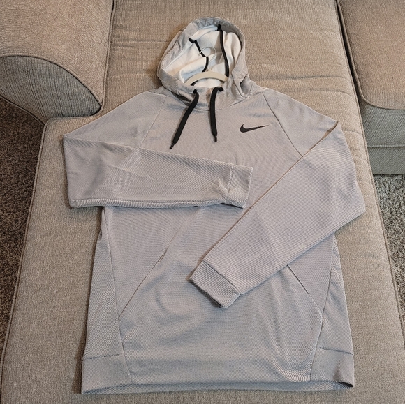 Nike Other - Nike Therma Pullover Hoodie Size Medium Fog Gray